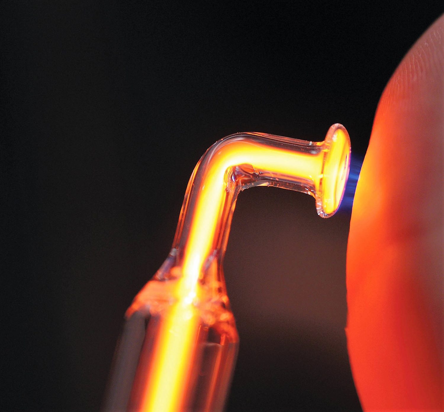 Handgeblasene Glas-Sonde des Plasma ONE mit Plasma-Glühen